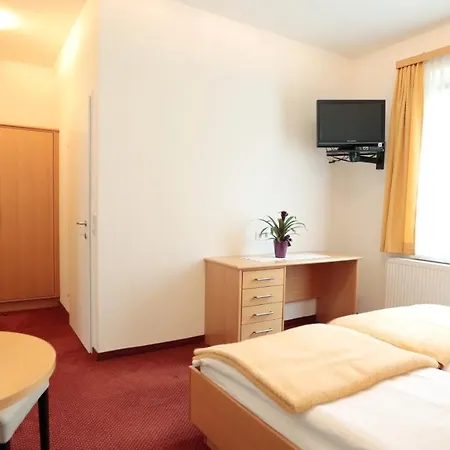 Hotel Reineldis *
